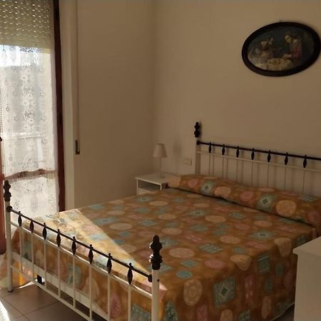 Appartamento Marcella A Due Passi Dal Mare Marcelli Eksteriør billede